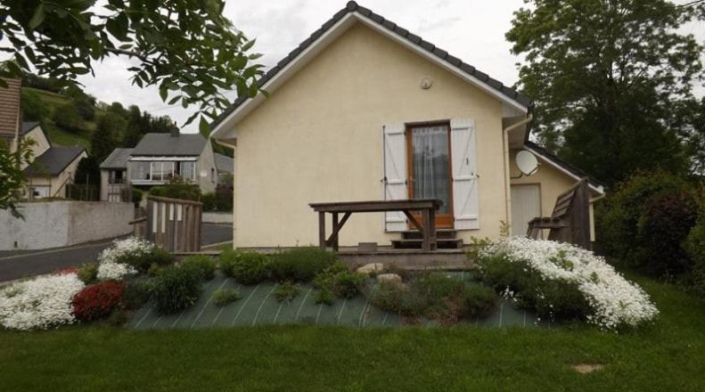 Cantal Gite Au Pied Du Griou Super Lioran Saint-Jacques-des-Blats Buitenkant foto